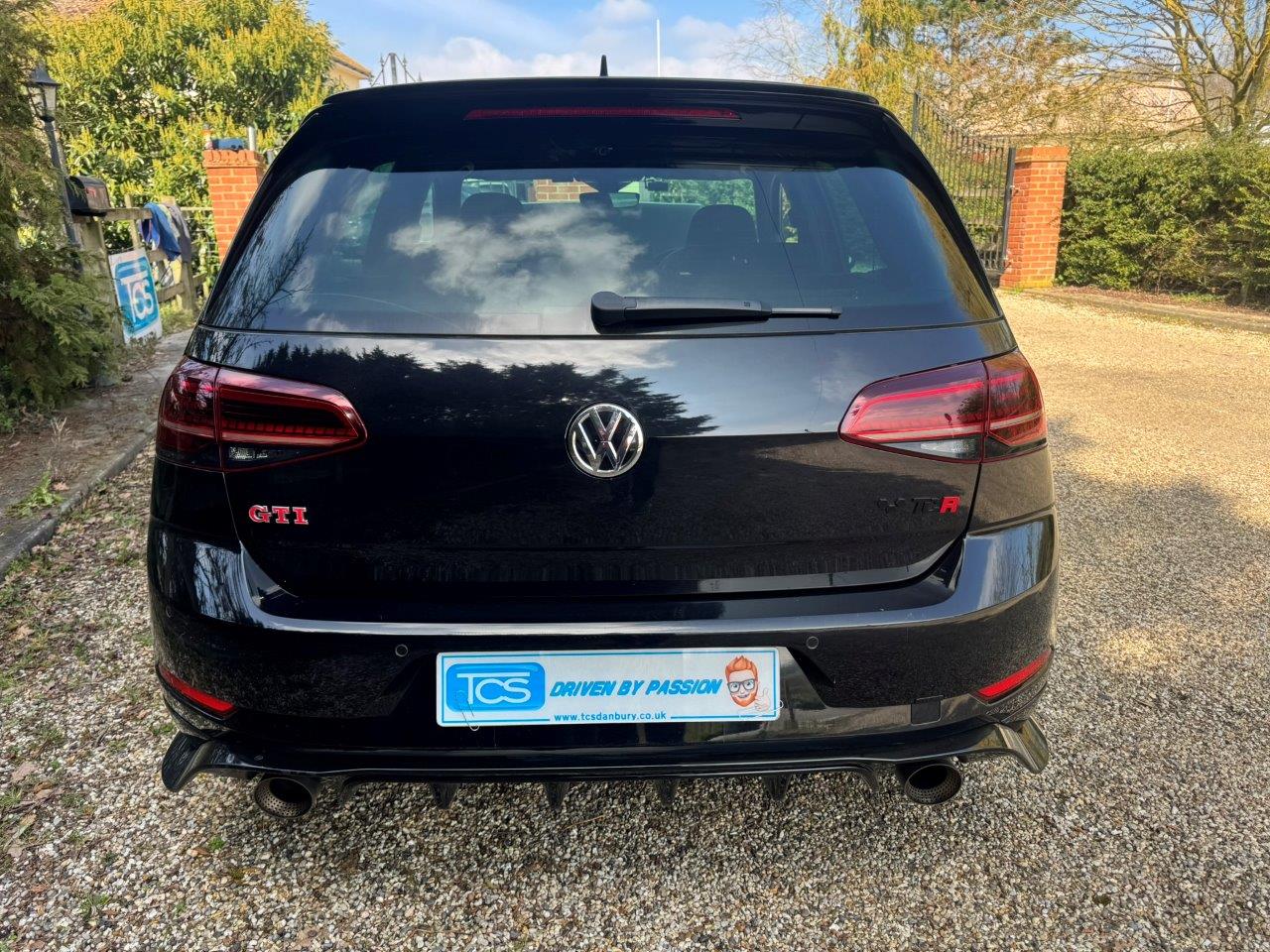 _YE69ZKV 2236 (5).jpg